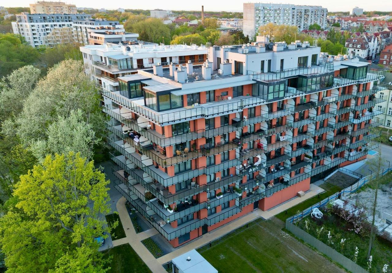 Apartamenty Wyspa Solna By Vacation Rental - Basen, Sauna, Jacuzzi, Silownia W Cenie Kołobrzeg Exteriör bild